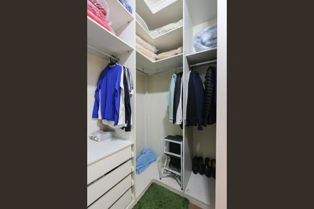 Apartamento à venda com 105m², 3 quartos e 2 vagas Apartamento à venda com 105m², 3 quartos e 2 vagasSuíte