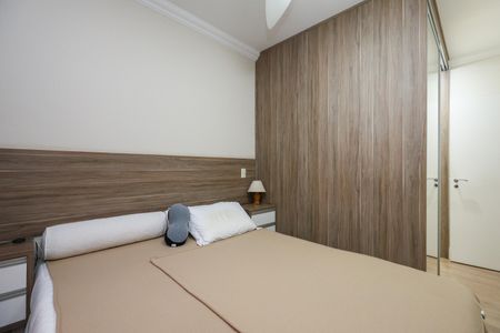 Apartamento à venda com 105m², 3 quartos e 2 vagas Apartamento à venda com 105m², 3 quartos e 2 vagasSuíte