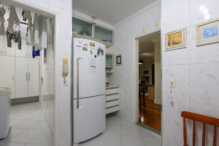 Apartamento à venda com 105m², 3 quartos e 2 vagas Apartamento à venda com 105m², 3 quartos e 2 vagasCozinha
