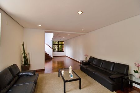 Apartamento à venda com 105m², 3 quartos e 2 vagas Apartamento à venda com 105m², 3 quartos e 2 vagasÁrea comum