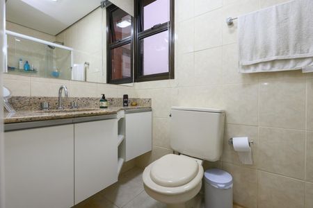 Apartamento à venda com 105m², 3 quartos e 2 vagas Apartamento à venda com 105m², 3 quartos e 2 vagasBanheiro