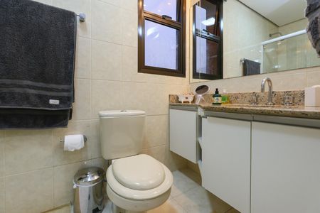 Apartamento à venda com 105m², 3 quartos e 2 vagas Apartamento à venda com 105m², 3 quartos e 2 vagasBanheiro da Suíte
