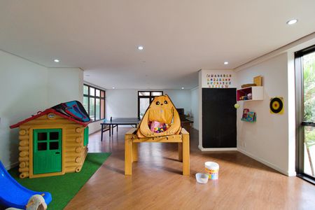 Apartamento à venda com 105m², 3 quartos e 2 vagas Apartamento à venda com 105m², 3 quartos e 2 vagasBrinquedoteca