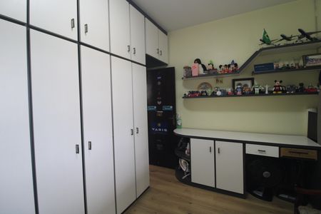 Casa à venda com 96m², 3 quartos e 2 vagasQuarto 1
