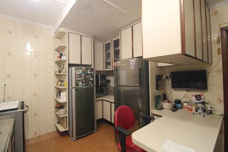 Casa à venda com 96m², 3 quartos e 2 vagasCozinha