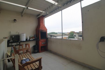 Casa à venda com 96m², 3 quartos e 2 vagasChurrasqueira