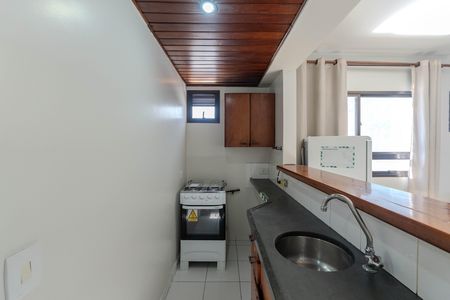 Cozinha de apartamento para alugar com 1 quarto, 35m² em Consolação, São Paulo
