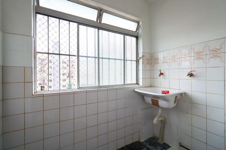Área de serviço de apartamento para alugar com 2 quartos, 55m² em Jardim Umarizal, São Paulo