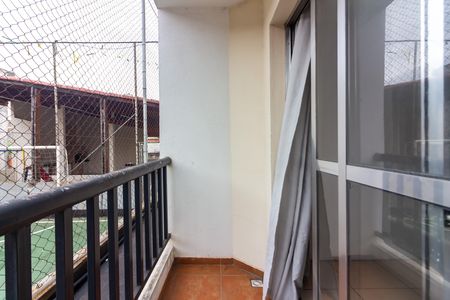 Varanda  de apartamento para alugar com 2 quartos, 58m² em Helena Maria, Osasco