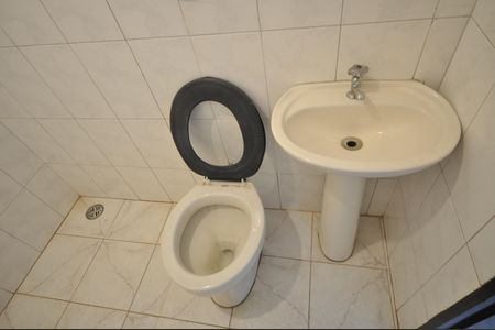 Banheiro de casa para alugar com 1 quarto, 450m² em Tremembé, São Paulo