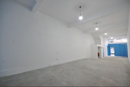 Casa para alugar com 450m², 1 quarto e sem vagaSalão