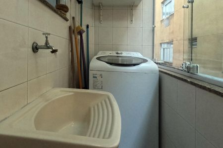 Apartamento para alugar com 67m², 2 quartos e 1 vagaÁrea de Serviço