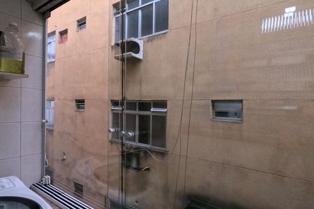 Apartamento para alugar com 67m², 2 quartos e 1 vagaÁrea de Serviço