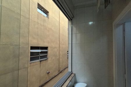 Apartamento para alugar com 67m², 2 quartos e 1 vagaÁrea de Serviço