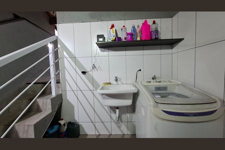 Área de Serviço de casa à venda com 3 quartos, 200m² em Vila Sacadura Cabral, Santo André