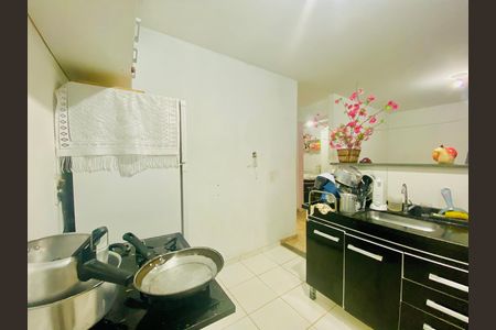 Cozinha de apartamento para alugar com 2 quartos, 46m² em Água Chata, Guarulhos