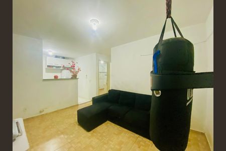 Sala de apartamento para alugar com 2 quartos, 46m² em Água Chata, Guarulhos