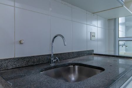Cozinha de apartamento para alugar com 2 quartos, 48m² em Chácara Granja Velha, Cotia