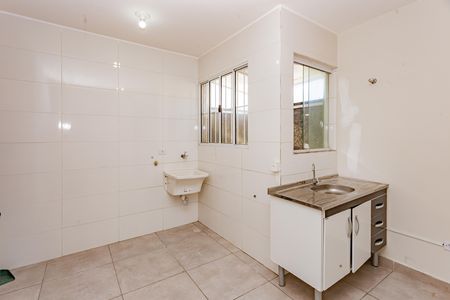 Casa para alugar com 30m², 1 quarto e sem vaga Casa para alugar com 30m², 1 quarto e sem vagaCozinha e Área de Serviço