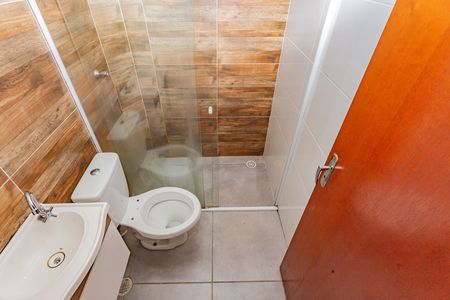 Casa para alugar com 30m², 1 quarto e sem vaga Casa para alugar com 30m², 1 quarto e sem vagaBanheiro