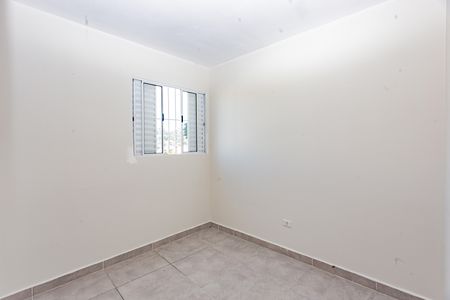 Quarto de casa para alugar com 1 quarto, 30m² em Parque Bristol, São Paulo