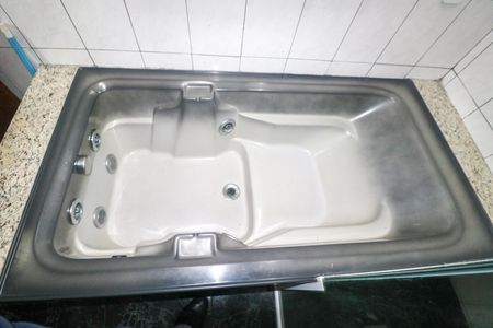 Apartamento para alugar com 60m², 2 quartos e 2 vagasBanheiro