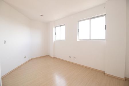 Quarto de apartamento à venda com 1 quarto, 32m² em Vila Izabel, Curitiba
