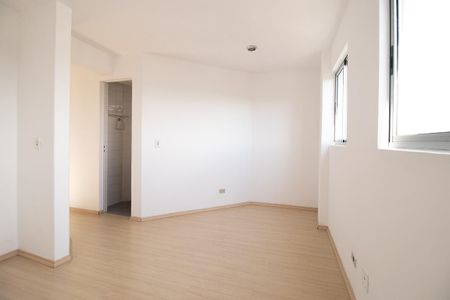 Quarto de apartamento à venda com 1 quarto, 32m² em Vila Izabel, Curitiba