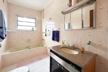 Casa para alugar com 114m², 3 quartos e 1 vagaBanheiro Social