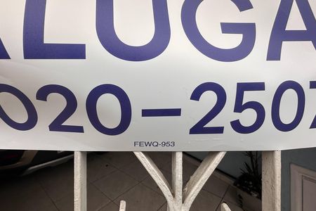 Casa para alugar com 114m², 3 quartos e 1 vagaFEWQ-953