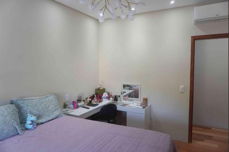 Casa de condomínio para alugar com 405m², 2 quartos e 4 vagasSuite 1
