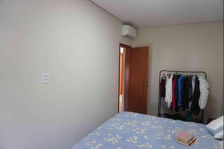 Casa de condomínio para alugar com 405m², 2 quartos e 4 vagasQuarto 1