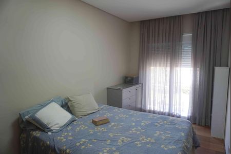 Casa de condomínio para alugar com 405m², 2 quartos e 4 vagasQuarto 1