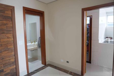 Casa de condomínio para alugar com 405m², 2 quartos e 4 vagasAcesso