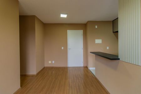 Sala de apartamento para alugar com 2 quartos, 48m² em Chácara Granja Velha, Cotia