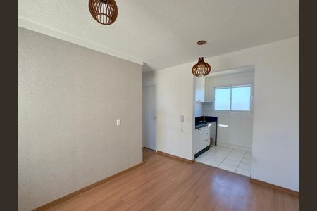 Sala de apartamento para alugar com 2 quartos, 40m² em Jardim Albertina, Guarulhos