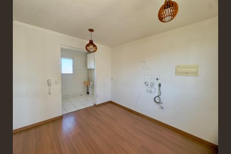 Sala de apartamento para alugar com 2 quartos, 40m² em Jardim Albertina, Guarulhos
