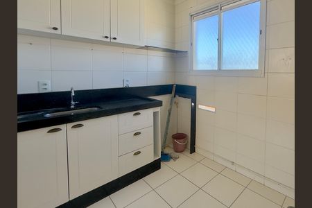 Cozinha de apartamento para alugar com 2 quartos, 40m² em Jardim Albertina, Guarulhos