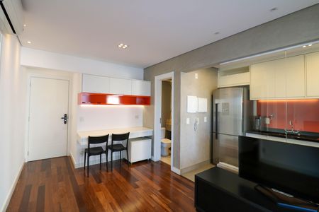 Apartamento para alugar com 1 quarto, 49m² em Jardim Aeroporto, São Paulo