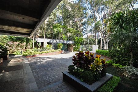Apartamento à venda com 692m², 4 quartos e 4 vagas Apartamento à venda com 692m², 4 quartos e 4 vagasJardim