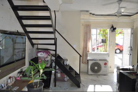 Casa à venda com 1 quarto, 2147483647m² em Del Castilho, Rio de Janeiro