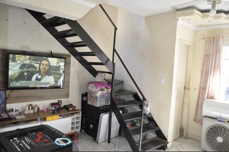 Casa à venda com 1 quarto, 2147483647m² em Del Castilho, Rio de Janeiro