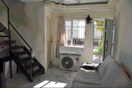 Casa à venda com 1 quarto, 2147483647m² em Del Castilho, Rio de Janeiro