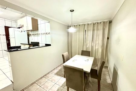 Casa para alugar com 70m², 2 quartos e sem vagaSala de jantar 