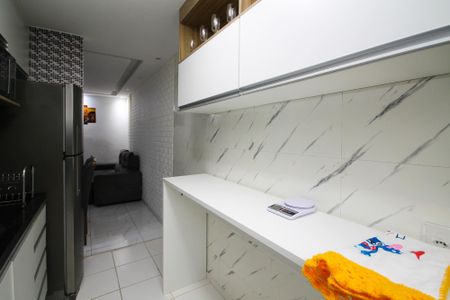 Cozinha de apartamento para alugar com 2 quartos, 43m² em Recanto Vista Alegre, Cotia