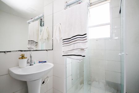 Apartamento para alugar com 43m², 2 quartos e 1 vaga Apartamento para alugar com 43m², 2 quartos e 1 vagaBanheiro
