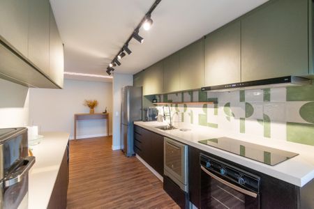 Apartamento para alugar com 107m², 3 quartos e 2 vagasCozinha