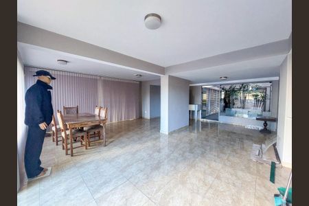 Apartamento para alugar com 164m², 3 quartos e 2 vagasÁrea comum