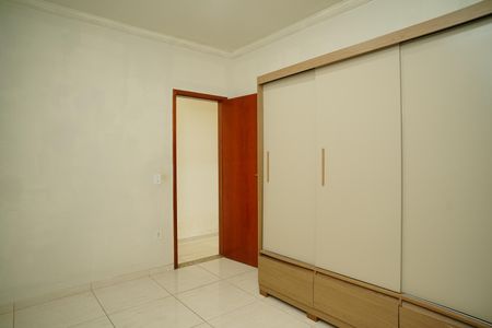 Casa para alugar com 90m², 2 quartos e 1 vaga Casa para alugar com 90m², 2 quartos e 1 vagaQuarto 1