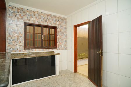 Casa para alugar com 90m², 2 quartos e 1 vaga Casa para alugar com 90m², 2 quartos e 1 vagaCozinha